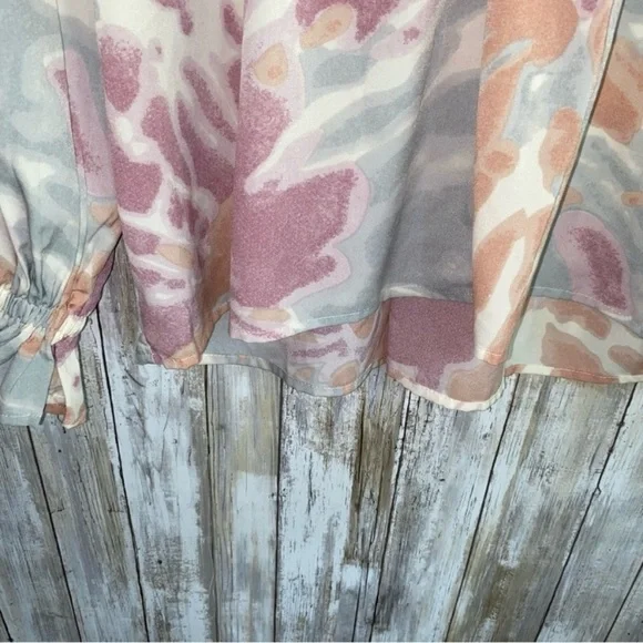 Entro Never Felt So Loved Top In Peach Splatter - Picture 6 of 8